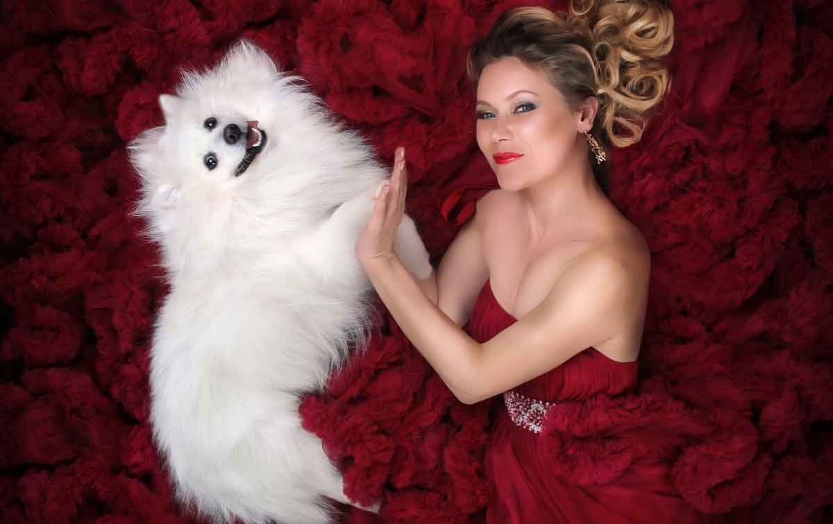 Do dogs of wealthy owners live longer than those of poor owners? Pet