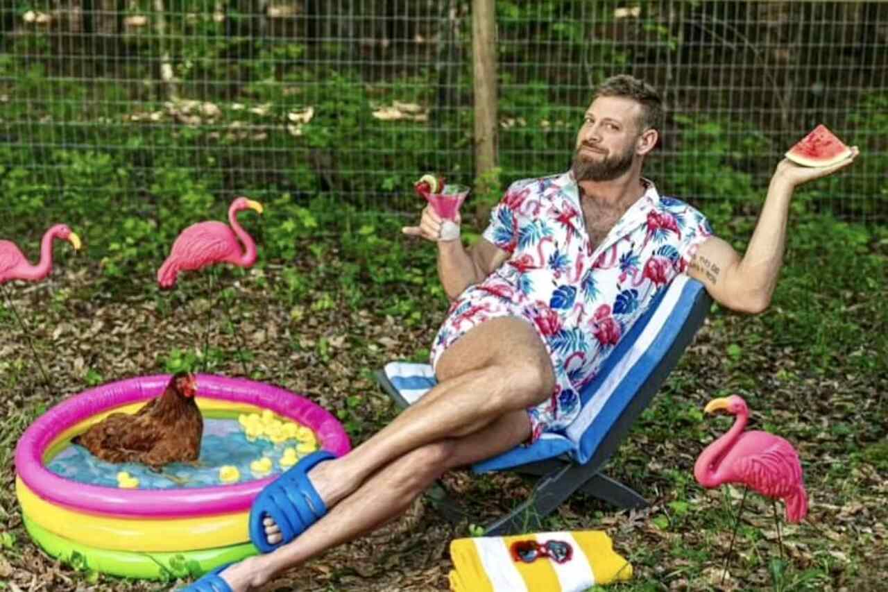Cute Calendar Brings Together Men Who Have Chickens as Pets