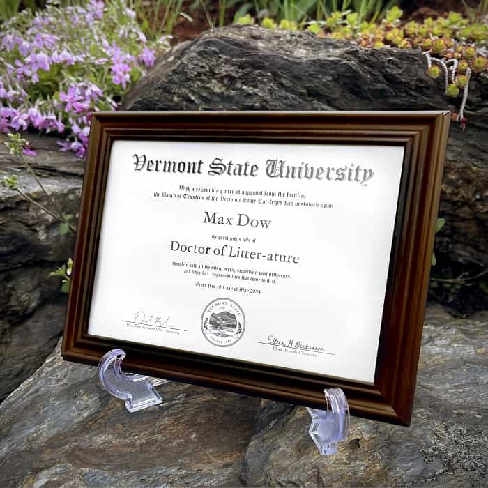 Max the cat's diploma from Vermont State University (Facebook / Vermont State University)